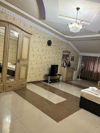 Гостиница Гранд Отель Горячий Ключ Трехместный номер-1